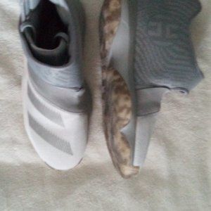 ADIDAS HARDING BASKETBALL SNEAKERS SIZE 9 MENS